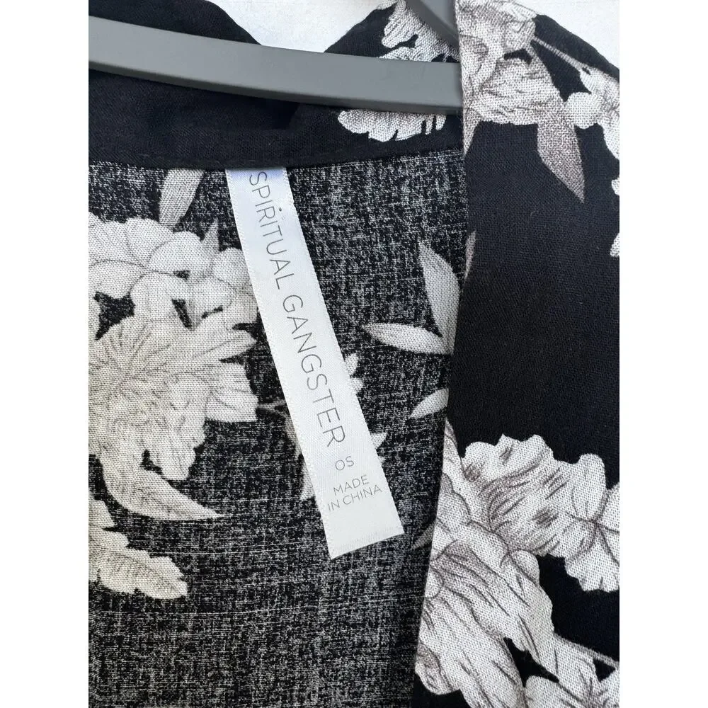 Spiritual Ganster Floral Kimono cover-up "one size"Floral black white - Picture 3 of 5